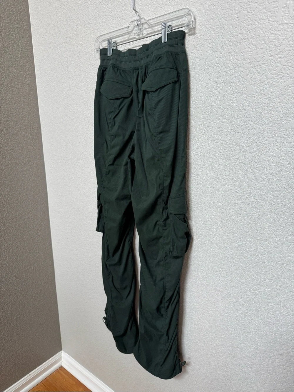 Lululemon Dance Studio Relaxed-Fit Mid Rise Cargo Pants Women’s XS Green